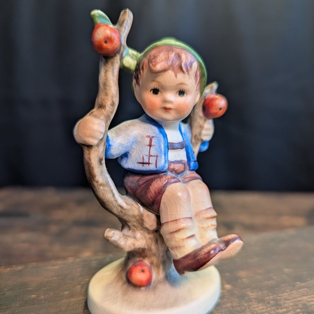 Hummel 4" vintage figurine APPLE TREE BOY 142 3/0 W Germany, Goebel